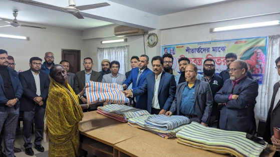 ফরিদপুরে ড্যাবের শীতবস্ত্র বিতরণ